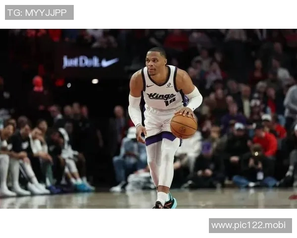 迟到版!KD祝威少成为历史PG得分王:难以置信 你注定会进名人堂 迟到版!KD祝威少成为历史PG得分王:难以置信 你注定会进名人堂